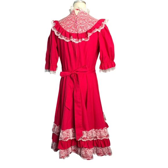 Vintage Square Dance Dress Red Lace Yoke Hand Sewn Circle Skirt Rockabilly - Picture 7 of 13